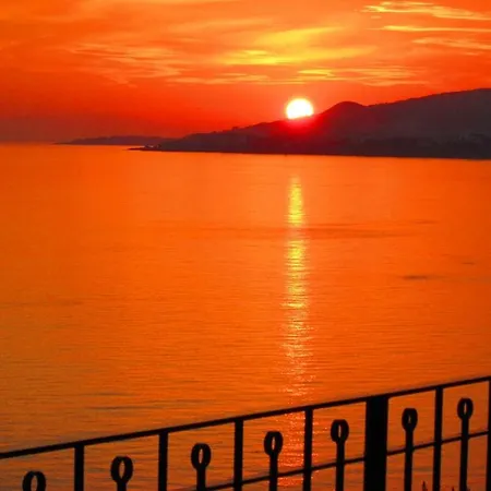 Balcon Del Duende Seafront Paradise Appartement *