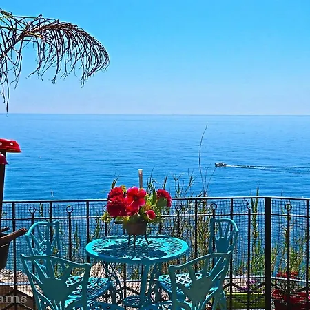 Balcon Del Duende Seafront Paradise نيرخا