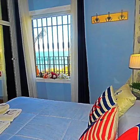 شقة Balcon Del Duende Seafront Paradise نيرخا