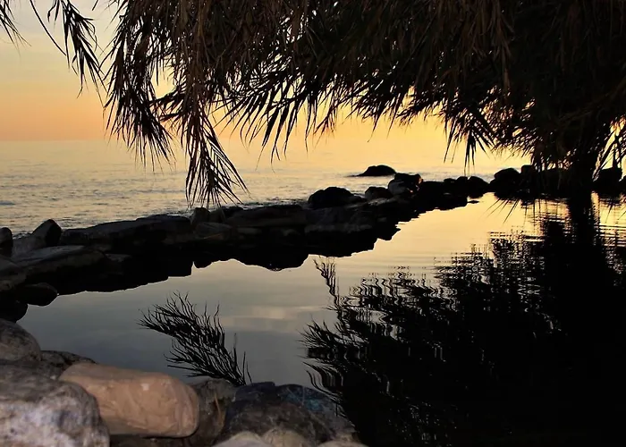 Balcon Del Duende Seafront Paradise شقة نيرخا